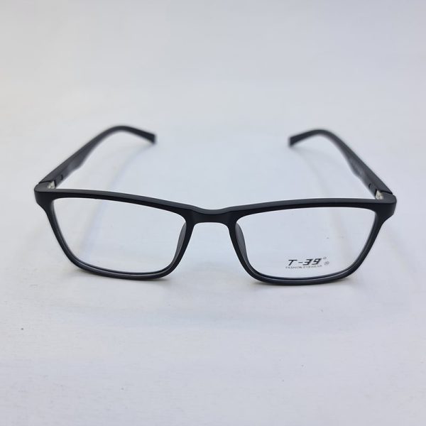 عینک طبی مستطیلی شکل مشکی رنگ با فریم tr90 و دسته فنری مدل 9832