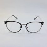 عکس از عینک طبی گرد مشکی رنگ با دسته نقره ای مدل 885232