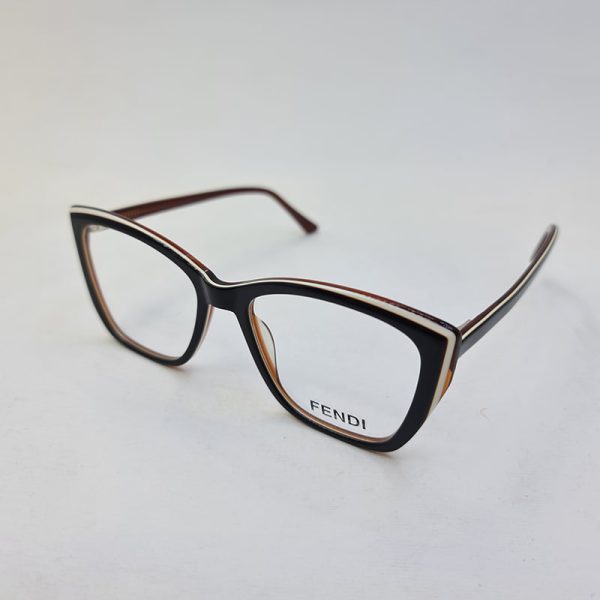 عکس از فریم عینک طبی گربه ای شکل با رنگ قهوه ای برند fendi مدل ag98057