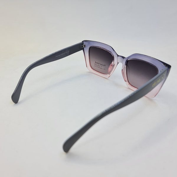 عکس از عینک آفتابی پلاریزه با فریم رنگ آبی و صورتی و دسته طوسی celine مدل p8807