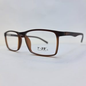 عکس از عینک طبی مستطیلی شکل قهوه ای رنگ با فریم TR90 و دسته فنردار مدل 9831