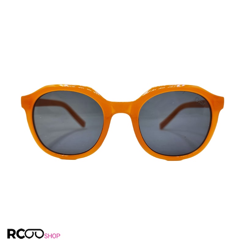 عکس از عینک آفتابی چند ضلعی با فریم نارنجی رنگ و عدسی دودی تیره مدل kd98051