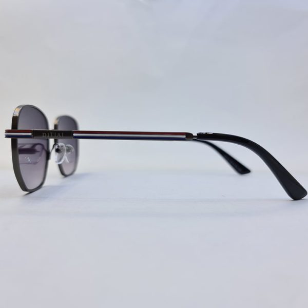 عکس از عینک آفتابی با فریم نوک مدادی با دسته طرح دار و لنز دودی مدل 18019
