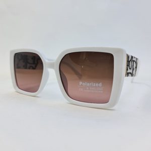 عکس از عینک آفتابی پلاریزه زنانه با دسته طرح دار و فریم سفید رنگ DIOR مدل P6818