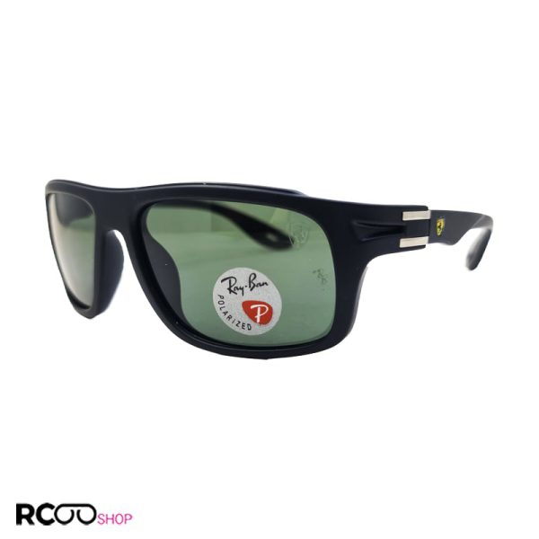 عکس از عینک آفتابی پلاریزه برند ray-ban با فریم مشکی رنگ و عدسی سبز مدل rb4364