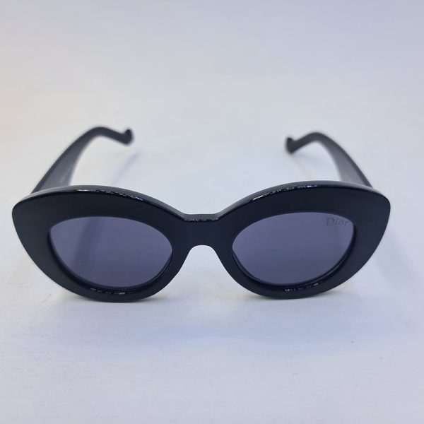 عکس از عینک آفتابی فشن گربه ای با فریم ضخیم و مشکی رنگ و عدسی تیره دیور مدل 3214