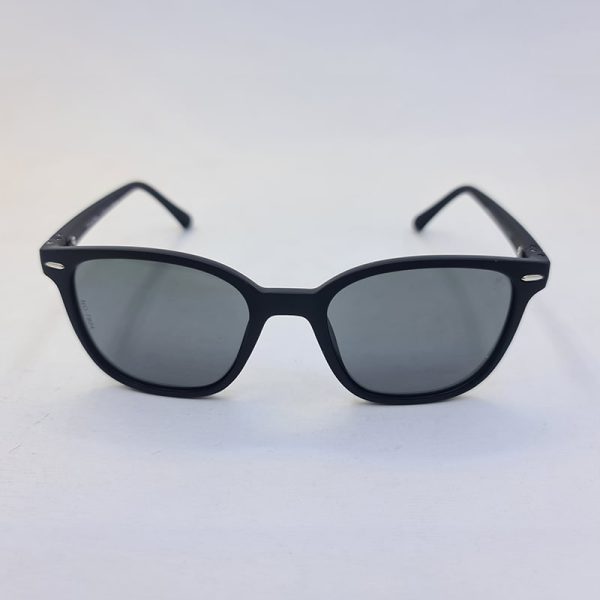 عکس از عینک آفتابی اوگا مورل با فریم مربعی و مشکی، عدسی پلار و آنتی رفلکس مدل 7904