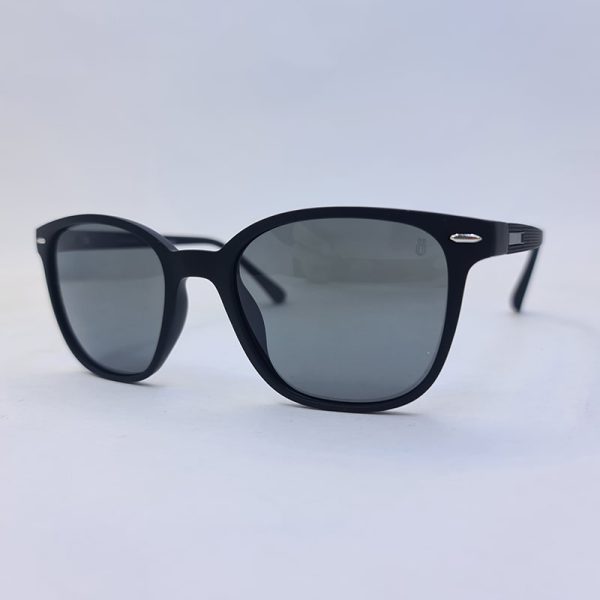 عکس از عینک آفتابی اوگا مورل با فریم مربعی و مشکی، عدسی پلار و آنتی رفلکس مدل 7904