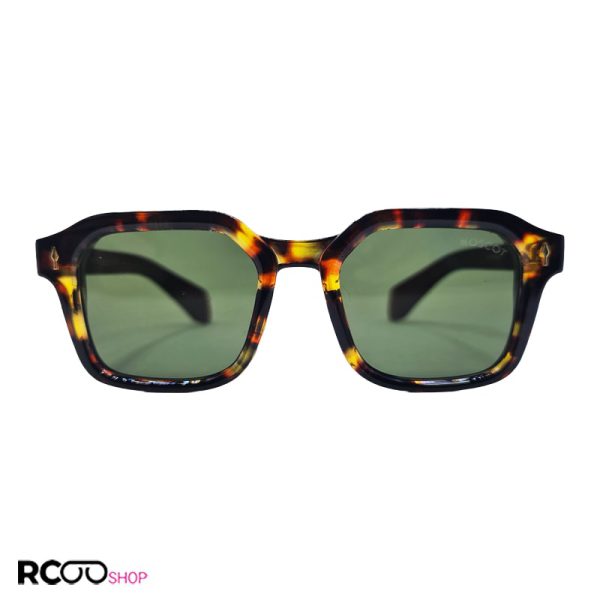 عکس از عینک آفتابی موسکات با فریم مربعی شکل و هاوانا و عدسی سبز مدل 6029