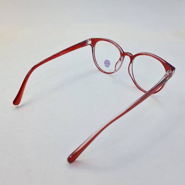 عکس از عینک بلوکات با فریم قرمز رنگ، کائوچو و گرد مدل abc3141