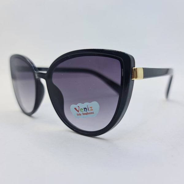 عکس از عینک آفتابی بچگانه با فریم گربه ای، مشکی و لنز دودی سایه روشن مدل 3099