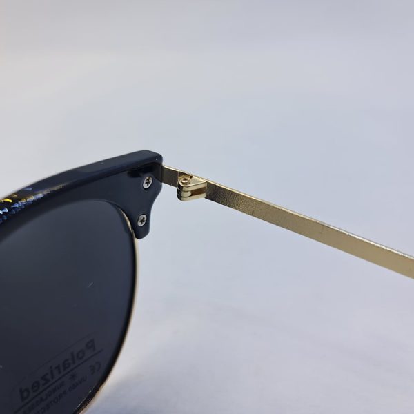 عکس از عینک آفتابی پلار اسپرت با فریم کلاب مستر، مشکی و طلایی رنگ مدل p551