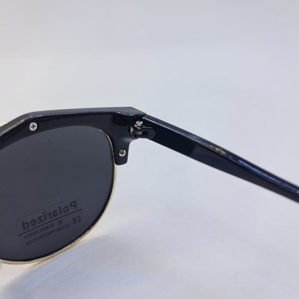 عکس از عینک آفتابی پلار اسپرت با فریم کلاب مستر، مشکی و طلایی رنگ مدل p558