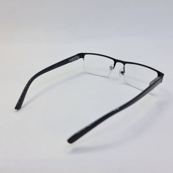 عکس از عینک مطالعه نیم فریم با نمره +2. 25 مشکی، مستطیلی و دسته فنری مدل 03