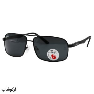 عکس از عینک آفتابی Ray-Ban با فریم مستطیلی، رنگ مشکی و لنز دودی تیره و پلاریزه مدل P2018
