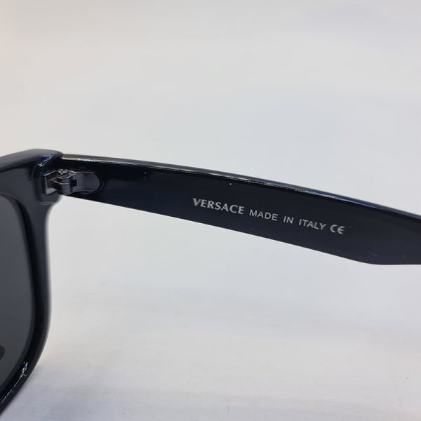 عکس از عینک آفتابی پلاریزه ویفرر و مشکی رنگ ورساچه با عدسی دودی مدل pz668