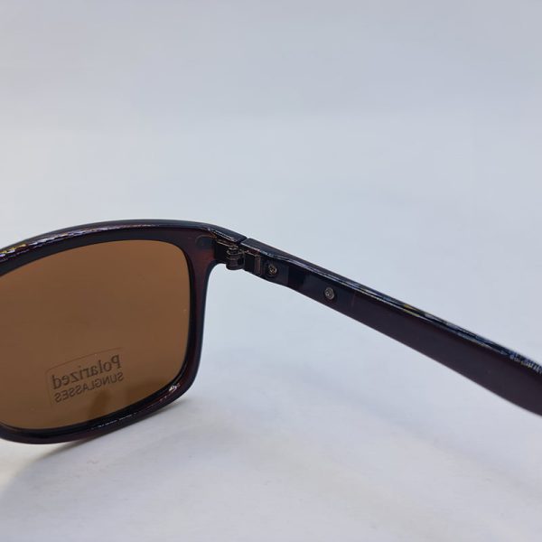 عکس از عینک آفتابی پلاریزه مربعی و قهوه ایی با لنز قهوه ای پلار اسپرت مدل p6010