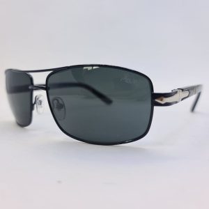 عکس از عینک آفتابی مستطیلی برند Persol با لنز شیشه و فریم مشکی مدل 2406S