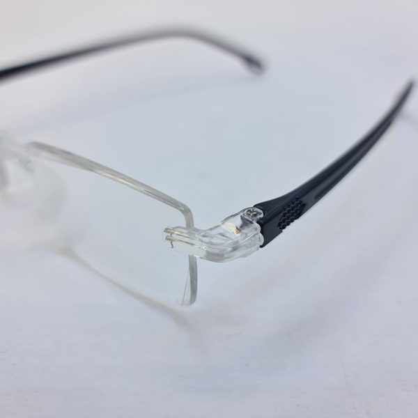 عکس از عینک مطالعه نمره +3. 00 فریم لس با لنز بلوکات و دسته مشکی مدل pd62