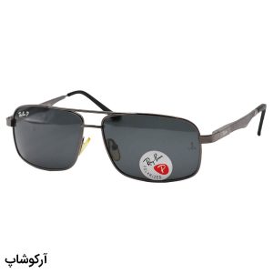 عکس از عینک آفتابی ریبن با فریم مستطیلی، رنگ نوک مدادی و لنز دودی تیره و پلاریزه مدل P2018