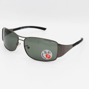عکس از عینک آفتابی با لنز سنگ و پلاریزه و فریم نوک مدادی رنگ خلبانی برند Ray-Ban مدل 3320