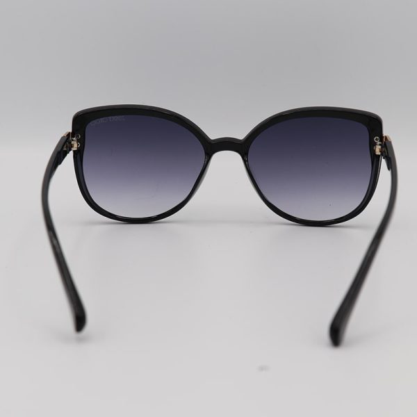 عکس از عینک آفتابی زنانه با فریم چشم گربه ای، مشکی و شاین دار jimmy choo مدل 1005