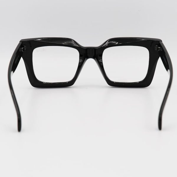 عکس از عینک celine با فریم رنگ مشکی و عدسی بی رنگ مدل 4s130