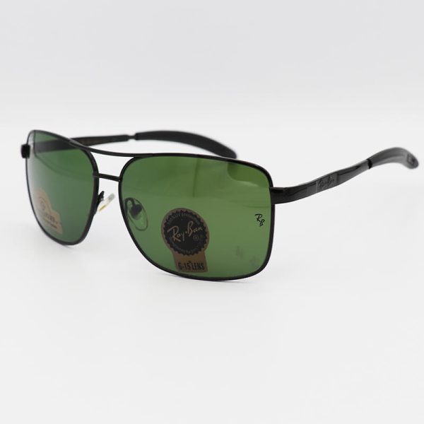 عکس از عینک آفتابی ری بن با فریم مشکی، مستطیلی و لنز سنگ، سبز و آنتی رفلکس مدل ab8335