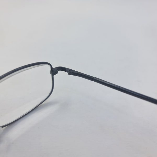 عکس از عینک مطالعه نزدیک بین با فریم فلزی، مستطیلی و مشکی مدل 510