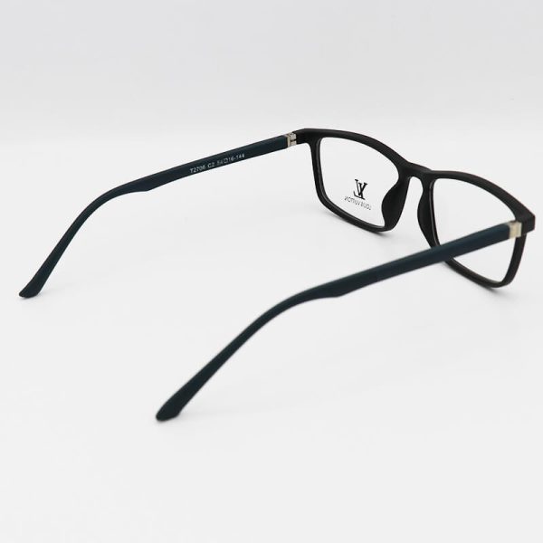 عکس از عینک طبی tr90 با فریم مشکی، مستطیلی شکل و دسته فنری مدل t2706