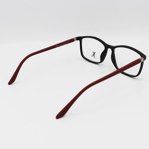 عکس از عینک طبی مستطیلی با فریم مشکی، tr-90 و دسته فنری و قرمز مدل t2714
