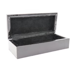 عکس از قاب عینک مستطیلی شکل، از جنس چوبی و مشکی رنگ مدل 992095