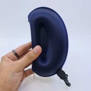 عکس از قاب عینک آبی رنگ، زیپ دار با قلاب مدل 992049