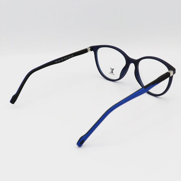 عکس از عینک طبی با فریم سرمه ای، ویفرر، تی آر 90 و دسته فنری مدل tr40