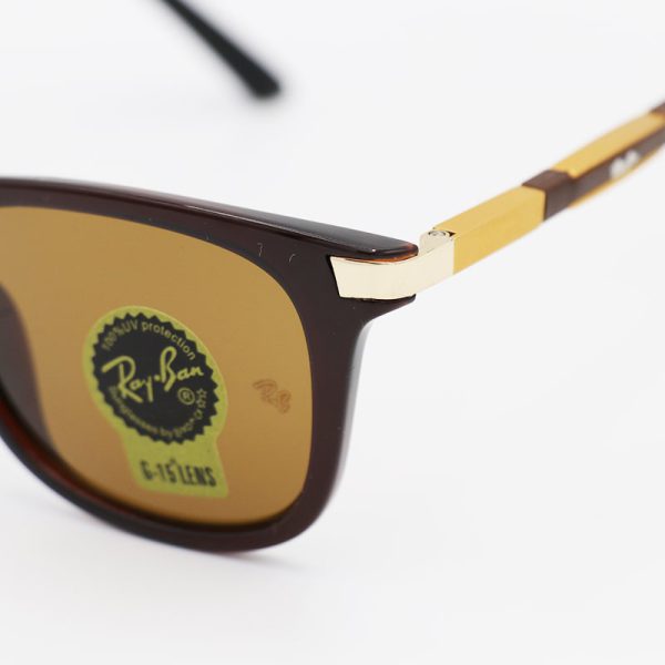 عکس از عینک آفتابی ویفرر با فریم قهوه ای، دسته فنری، لنز سنگ و قهوه ای ریبن مدل 8602