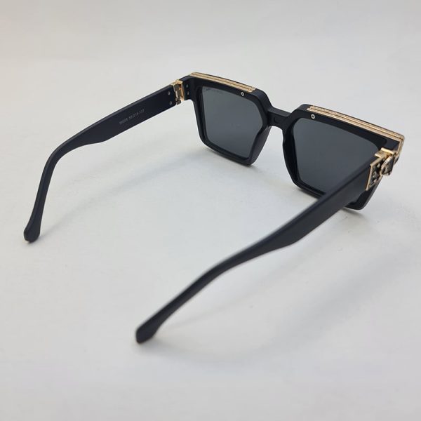 عکس از عینک آفتابی طرح میلیونر با فریم مشکی مات louis vuitton مدل m96006