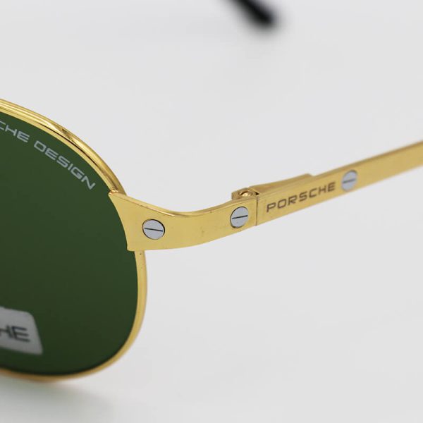 عکس از عینک آفتابی خلبانی با فریم طلایی، لنز سبز و آنتی رفلکس پورشه دیزاین مدل t8200589