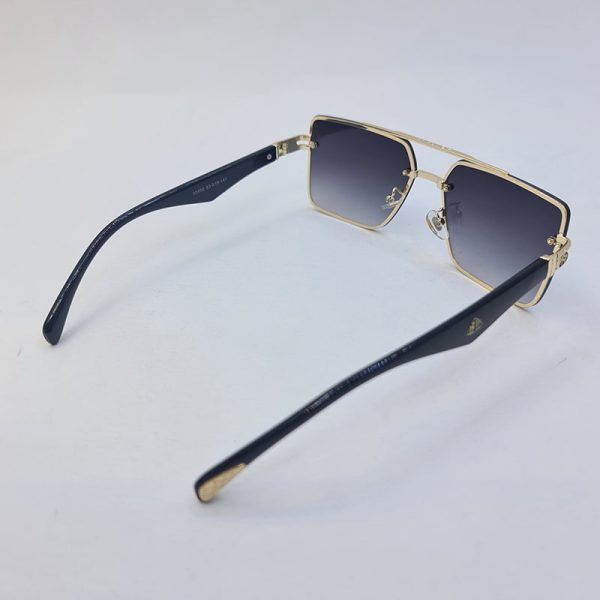 عکس از عینک دودی میباخ با فریم طلایی، لنز هایلایت و دسته مشکی مدل 10402