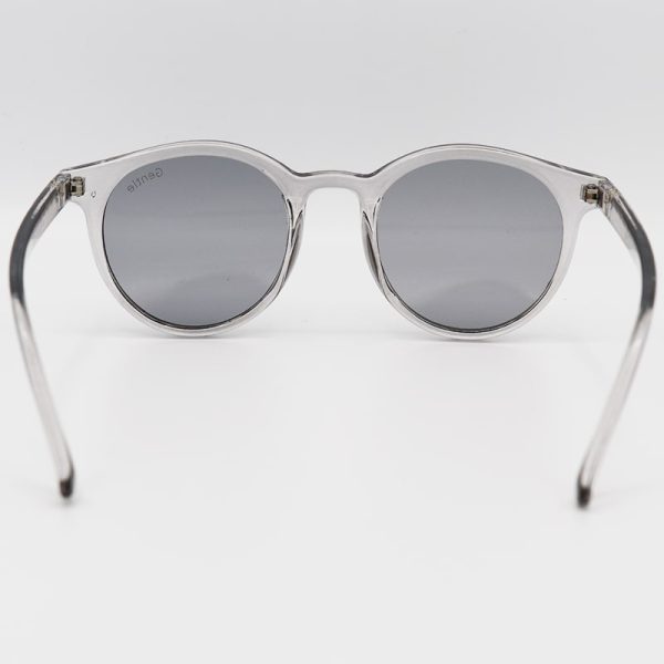 عکس از عینک آفتابی با فریم گرد، خاکستری رنگ و لنز دودی تیره جنتل مانستر مدل z3289