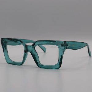 عکس از عینک Celine با فریم رنگ سبز کله غازی و عدسی بی رنگ مدل 4S130