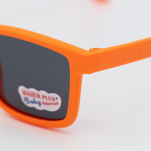 عکس از عینک آفتابی پلاریزه بچه گانه با فریم نارنجی، ژله ای و مستطیلی شکل مدل 8805