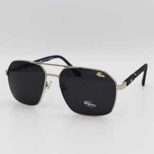 عکس از عینک آفتابی خلبانی Lacoste با فریم نقره ای و لنز دودی پلاریزه مدل L125