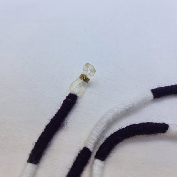 عکس از بند عینک از جنس کنف و رنگ سفید و بنفش مدل 992054