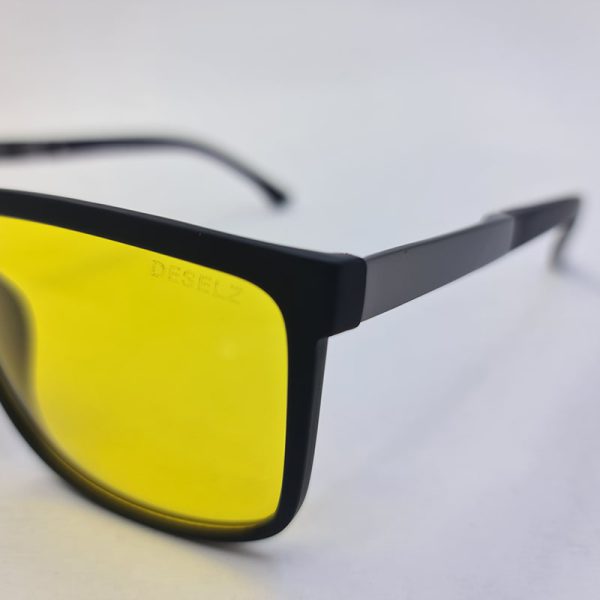 عکس از عینک شب با فریم مشکی مات، مربعی شکل و لنز زرد دیزلز مدل 98019