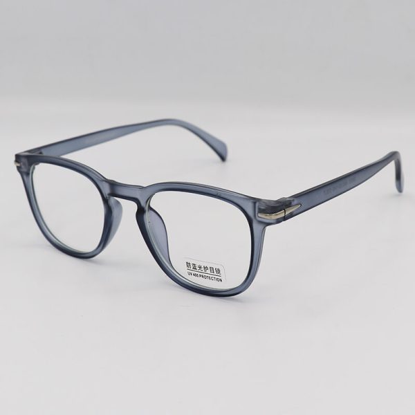 عکس از عینک بلوکات با فریم طوسی مات رنگ، کائوچو و ویفرر برند موسکات مدل 28031