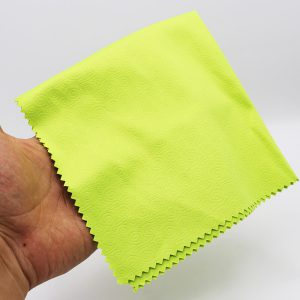 عکس از دستمال عینک نانو سایز بزرگ، رنگ سبز (30*30) و طرح دار مدل 992258
