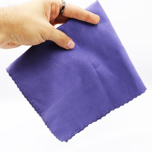 عکس از دستمال عینک بنفش، سایز بزرگ و از جنس پنبه نرم (40 در 40cm) مدل 992256