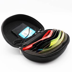 عکس از عینک ورزشی پلاریزه با فریم طبی، 5 کاوره و فریم و دسته قرمز رنگ مدل 0089-C10