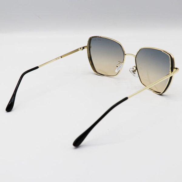 عکس از عینک آفتابی زنانه شاین دار با فریم طلایی و لنز دودی سایه روشن jimmy choo مدل 28017