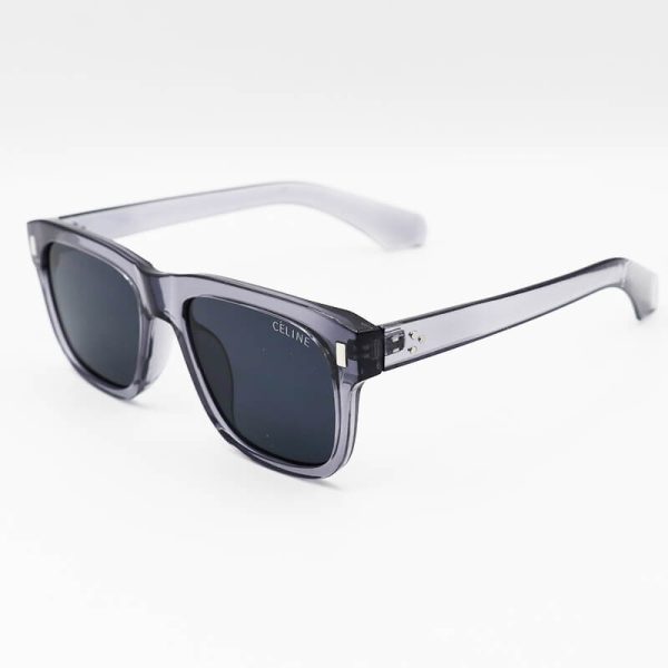 عکس از عینک آفتابی سلین با فریم خاکستری رنگ، ویفرر، عدسی تیره و دودی مدل m688